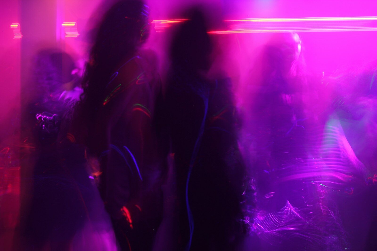 What to Wear to a Swinger Club: 3 Relatable Outfit Mistakes I Made